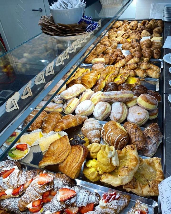 B&B Bertani Модена Екстериор снимка